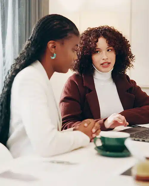 young-professionals-Club-img